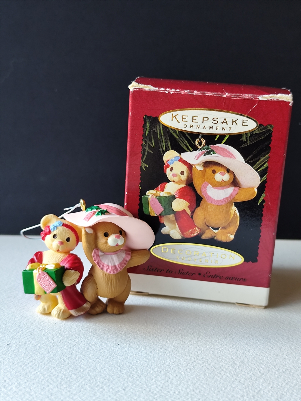 3/$30💜Hallmark 1996 Sister To Sister Keepsake Christmas Ornament Bear